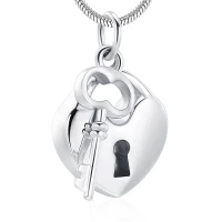 Naszyjnik / relikwiarz na prochy ze stali szlachetnej SREBRNA KŁÓDKA